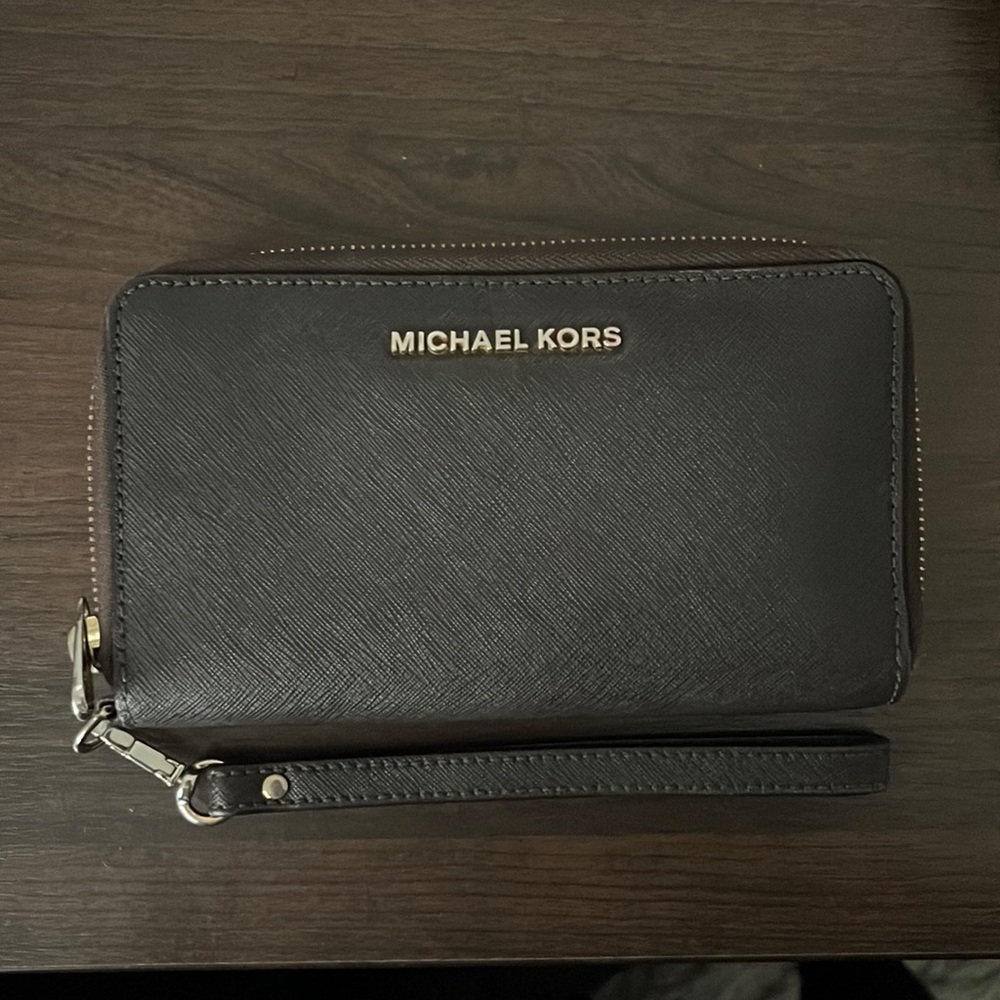 Michael Kors Wrist Wallet